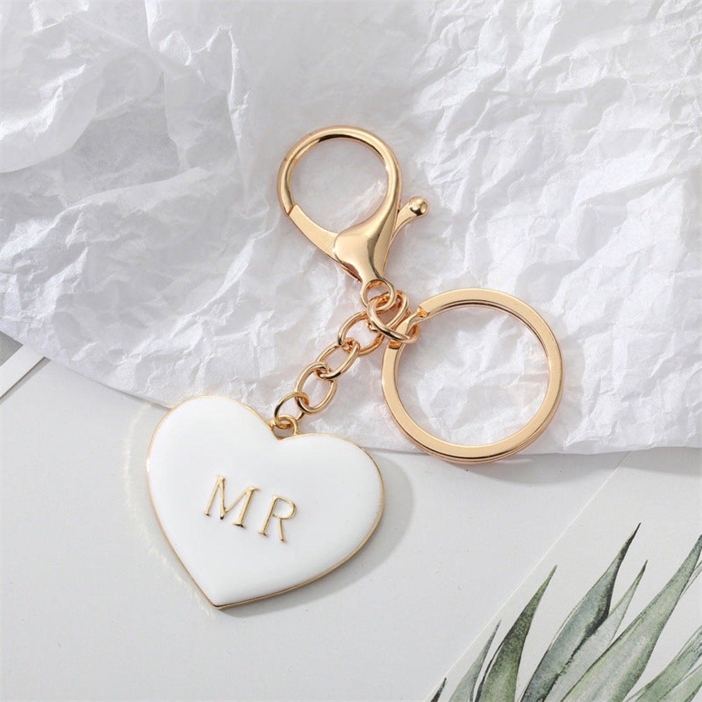 Oh Saucy South Korea Simple Personality Alloy Black And White Peach Heart Keychain