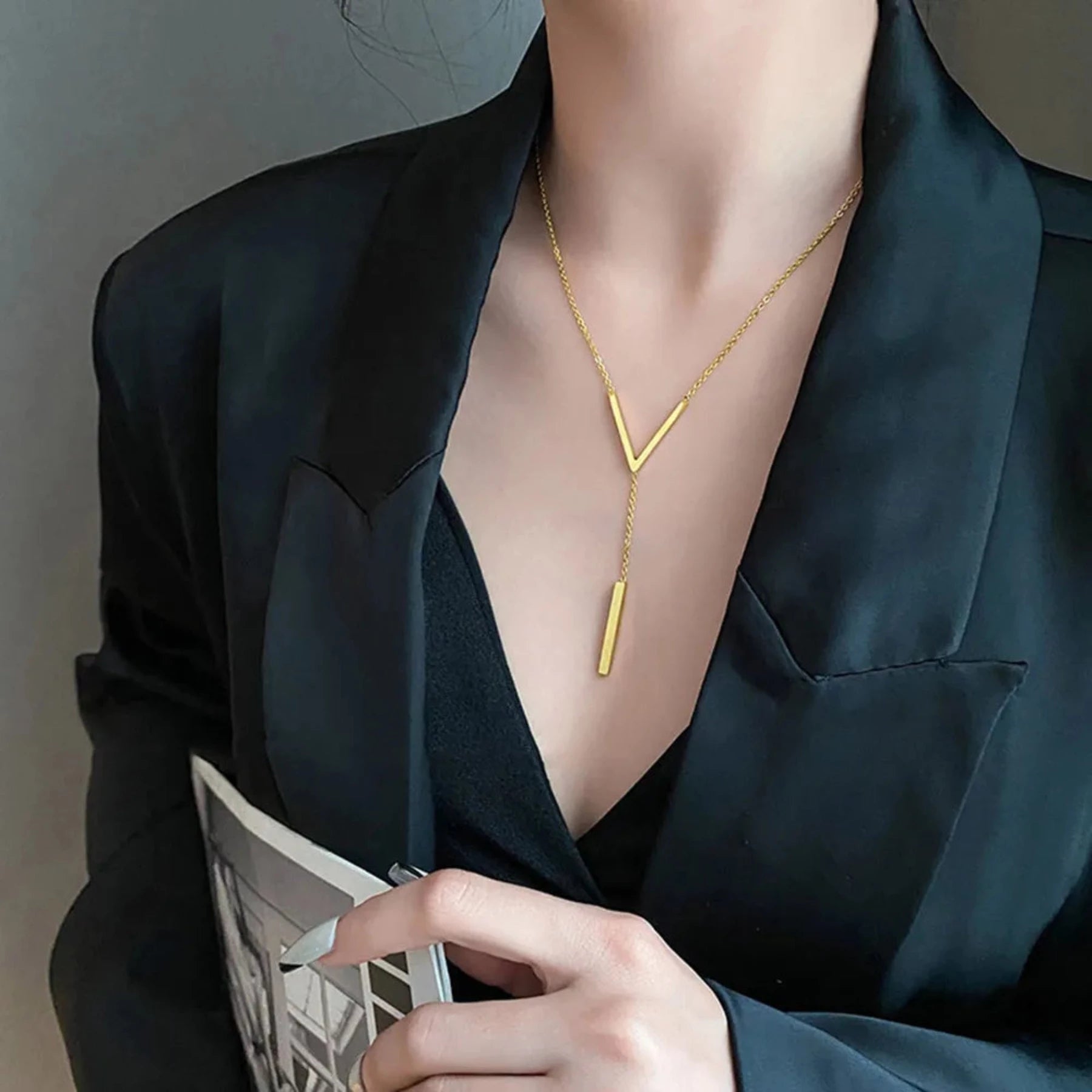 Oh Saucy Gold Color V-shaped Long Sexy Clavicle Gold Chain Necklace Choker