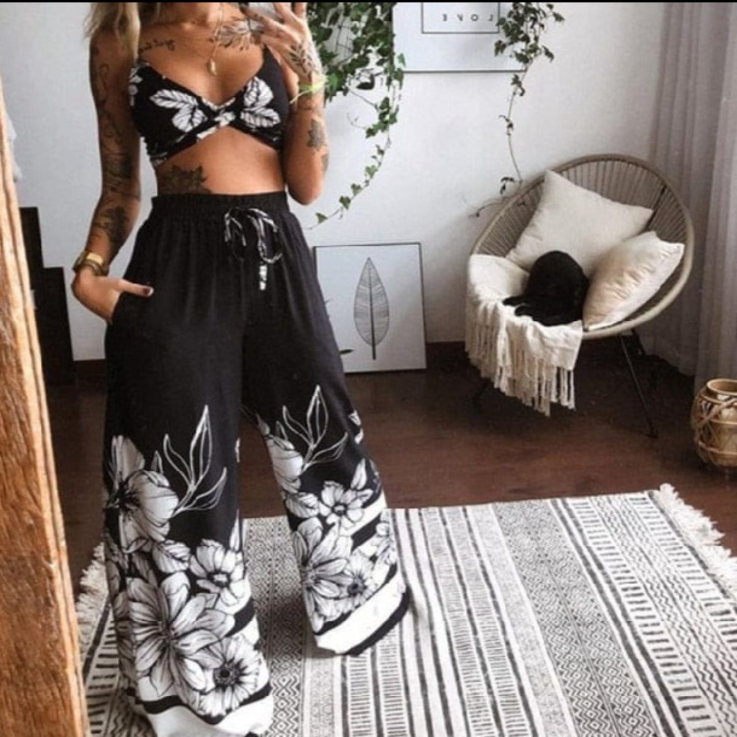 2Pcs-Loose-Wide-Leg-Bohemian-Style-Pants-&-Matching-Bra-Top.jpg